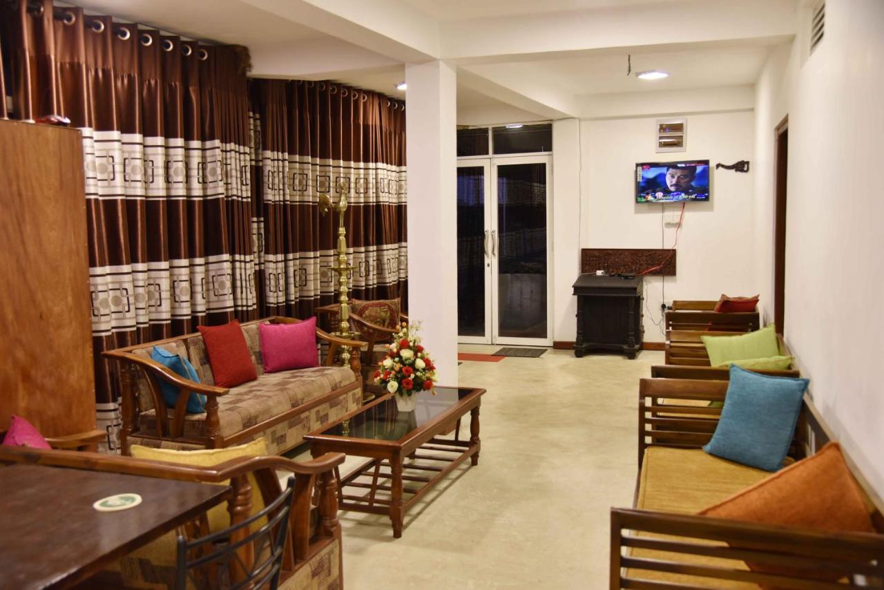 Lodge In 611 Κάντι Εξωτερικό φωτογραφία